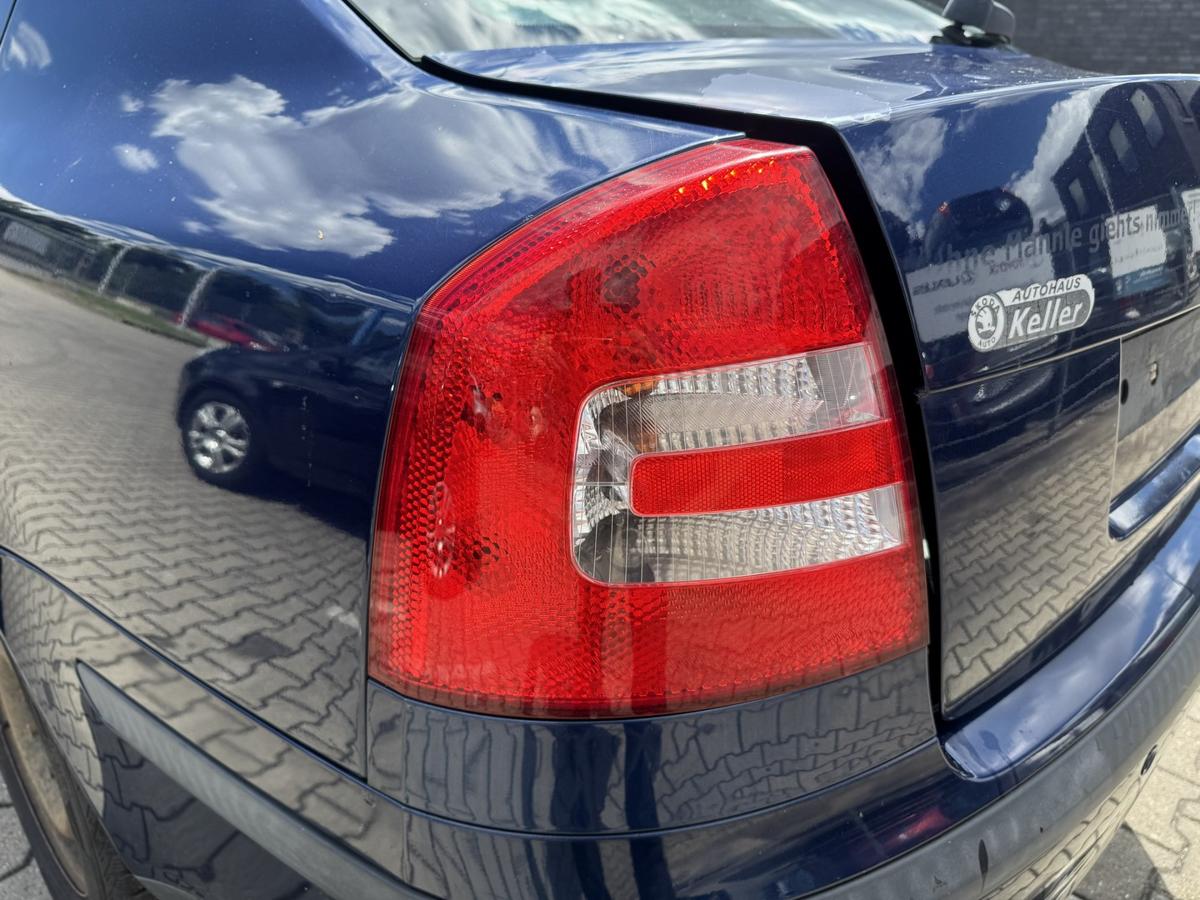 Skoda Octavia 2 1Z original R&uuml;cklicht R&uuml;ckleuchte Schlussleuchte links Flie&szlig;heck Bj.2008